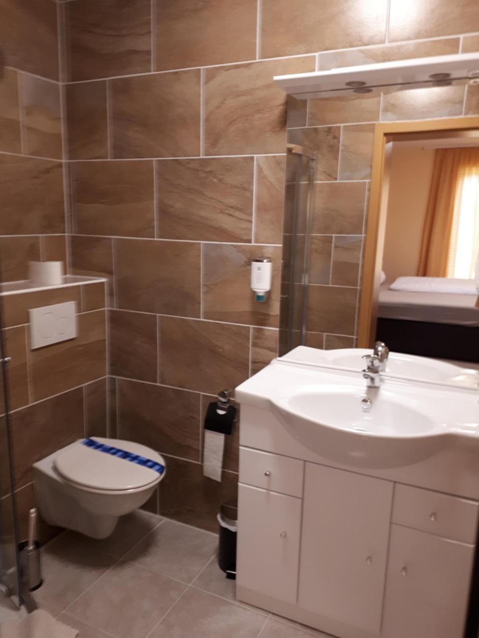 Hotel Restaurant Denis Zemmer Eksteriør billede